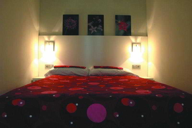 Short Stay Group Gracia Serviced Apartments Barcellona Esterno foto